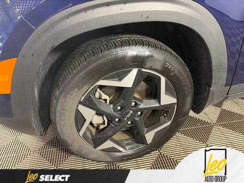 Used 2024 Kia Seltos EX AWD/4WD image 5