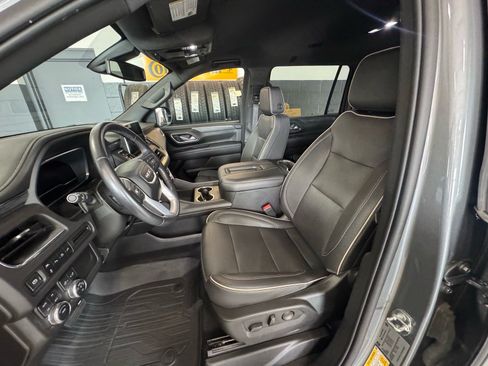 Used 2022 GMC Yukon XL SLT AWD/4WD image 19