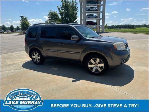 Used 2014 Honda Pilot Touring image 1