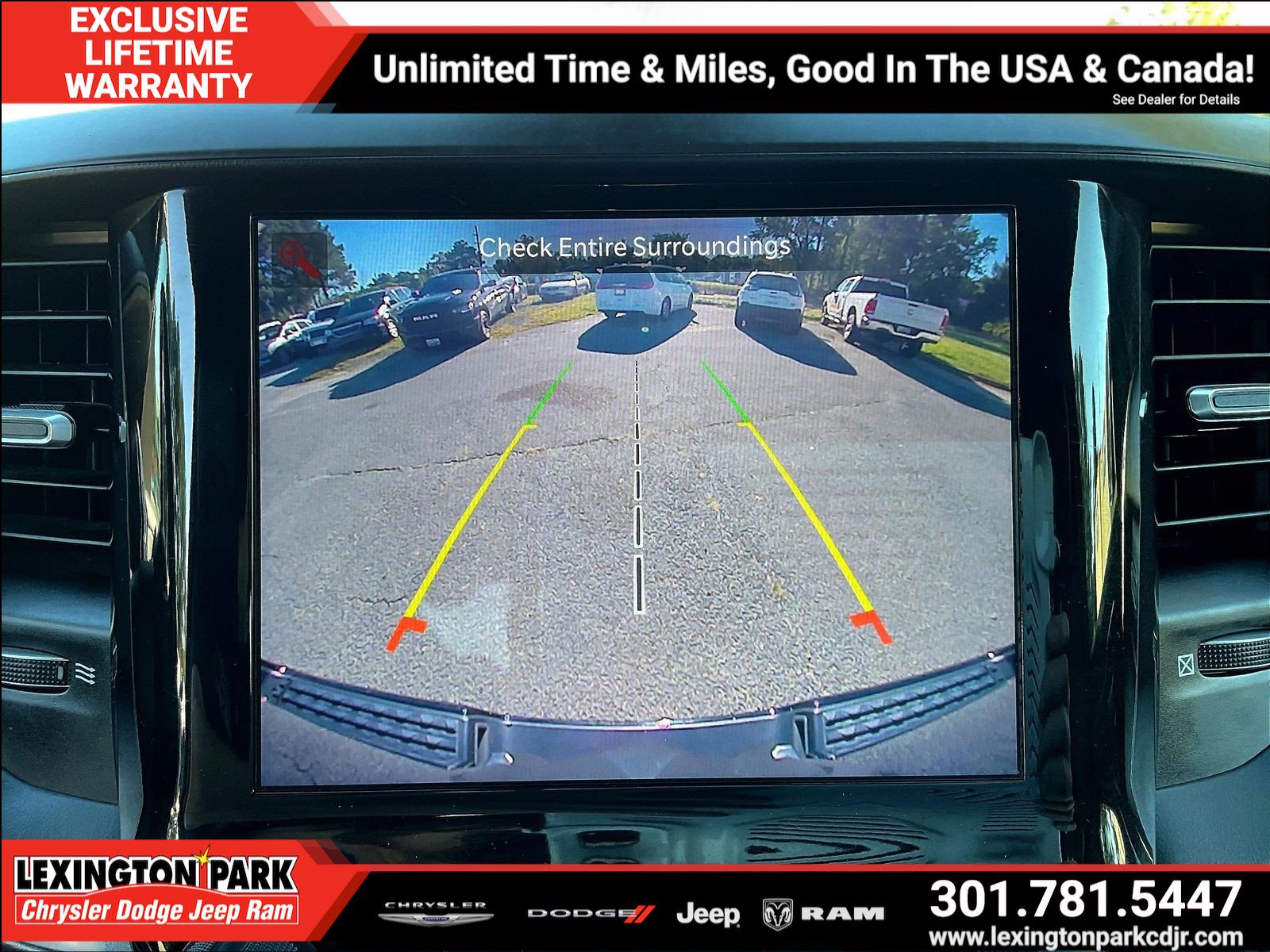 Used 2022 RAM 1500 Big Horn AWD/4WD image 14