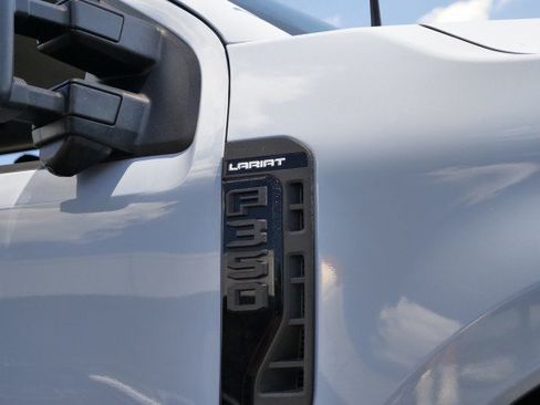 Used 2024 Ford F350 Lariat w/ FX4 Off-Road Package AWD/4WD image 49