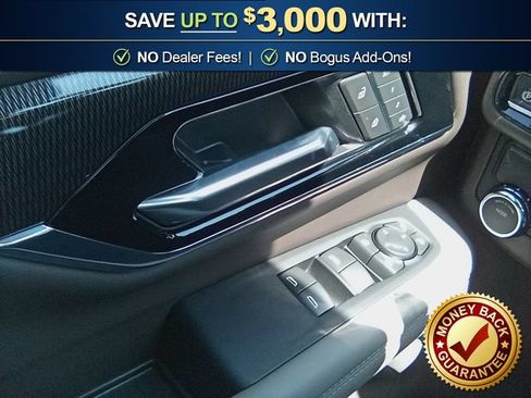 Used 2025 GMC Yukon XL Elevation RWD image 16