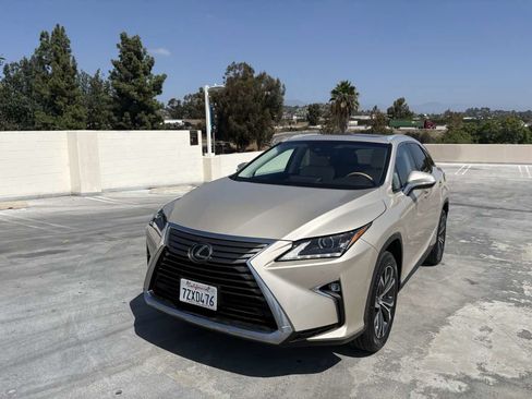 Used 2017 Lexus RX 350 FWD w/ Premium Package image 6