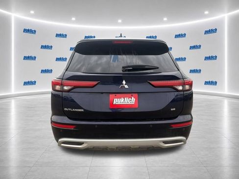 Used 2023 Mitsubishi Outlander SE AWD/4WD image 6