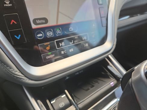 Used 2020 Subaru Outback Limited image 35