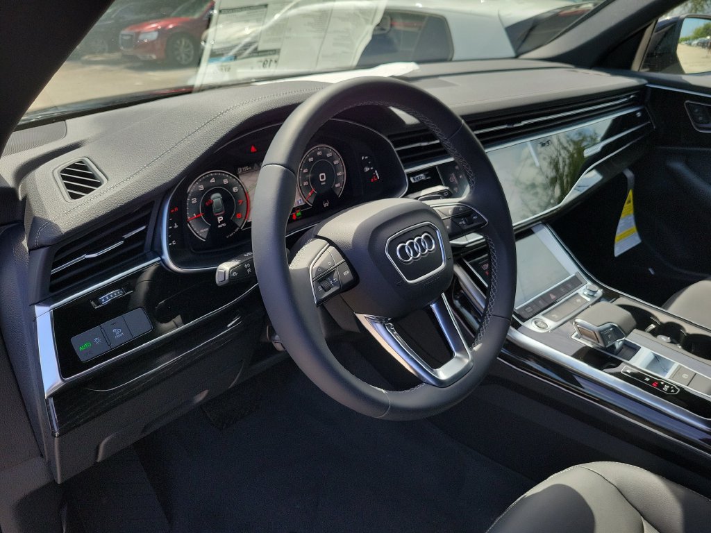 New 2027 Audi Q8 Premium AWD/4WD image 7
