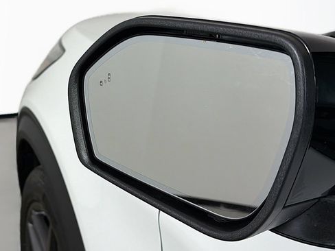 Used 2025 Ford Explorer ST AWD/4WD image 34