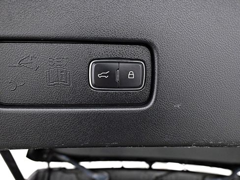 Used 2020 Lincoln Aviator Reserve w/ Equipment Group 201A image 41