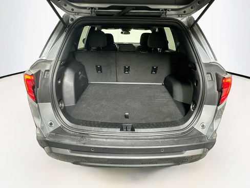 Used 2025 GMC Terrain Elevation image 30