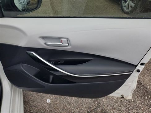 Used 2023 Toyota Corolla XSE image 37