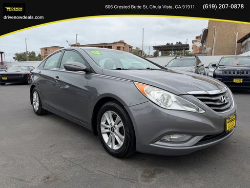 Used 2013 Hyundai Sonata GLS w/ Popular Equipment Pkg FWD image 3