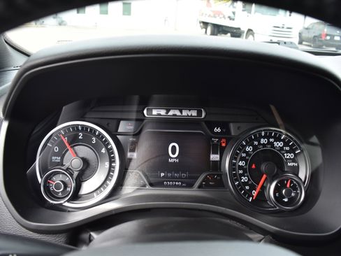 Used 2022 RAM 1500 Big Horn image 17