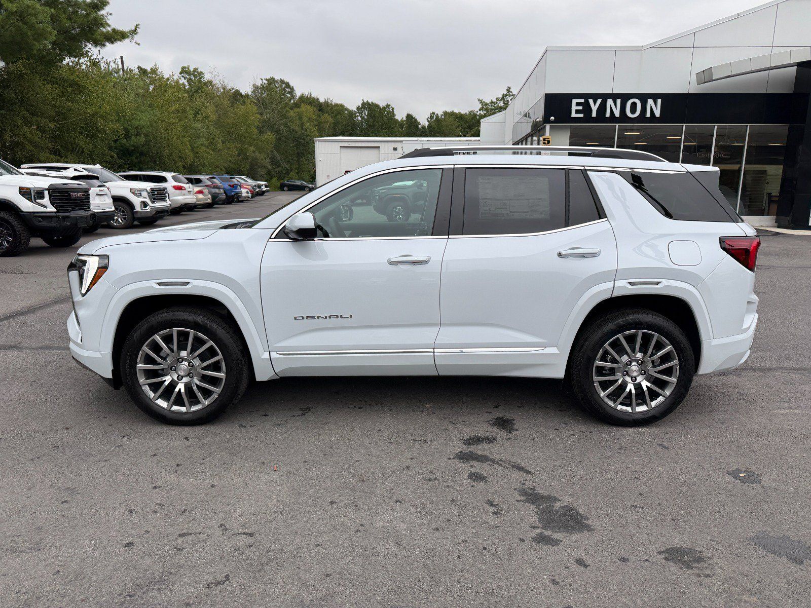 New 2027 GMC Terrain Denali AWD/4WD image 2