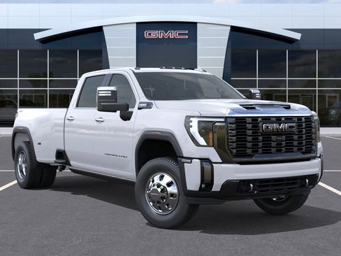 New 2026 GMC Sierra 3500 Denali Ultimate image 7