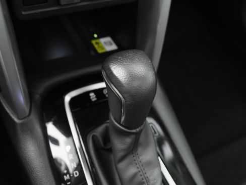 Used 2023 Toyota Corolla Cross XLE w/ Convenience Package FWD image 18