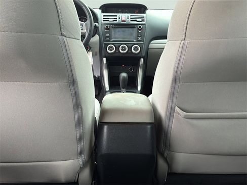Used 2016 Subaru Forester 2.5i w/ Alloy Wheel Package image 26