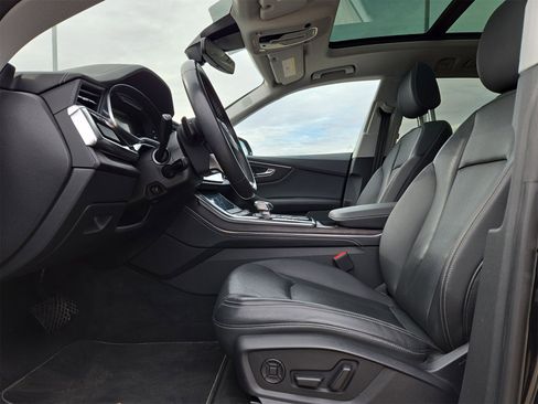 Used 2023 Audi Q8 Premium Plus w/ Premium Plus Package image 16