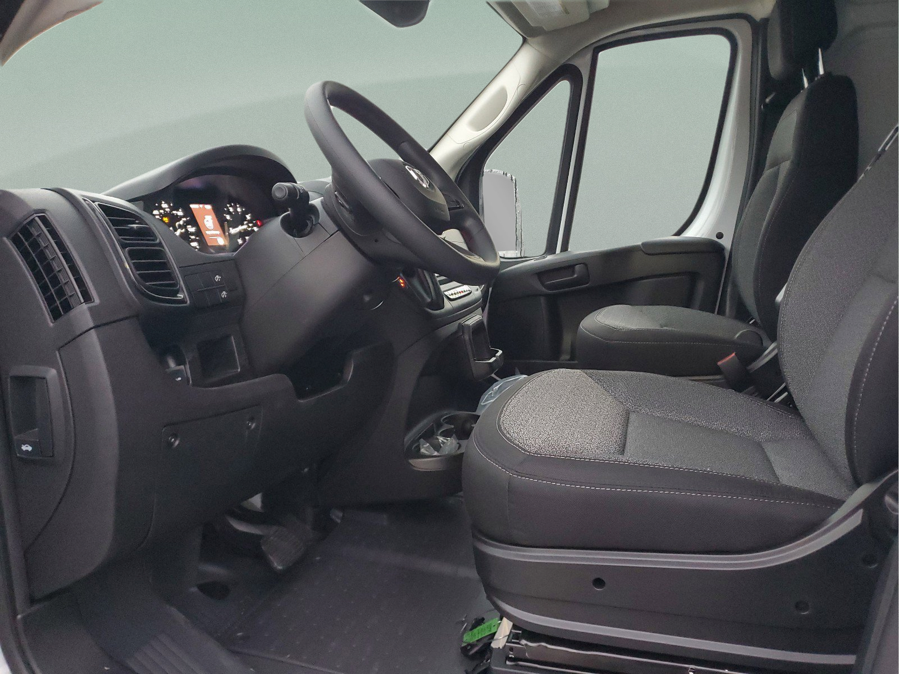 Used 2026 RAM ProMaster 1500 w/ Storage Group FWD image 19