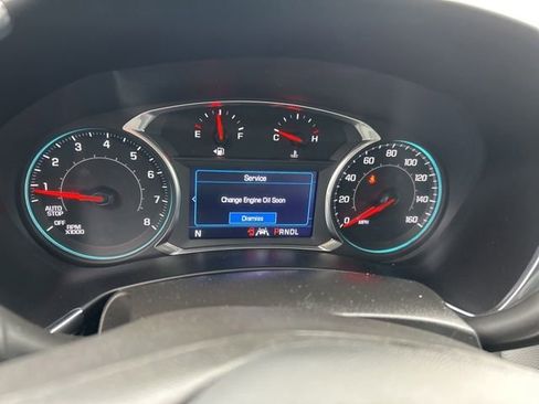 Used 2021 Chevrolet Equinox LT w/ Driver Convenience Package AWD/4WD image 8