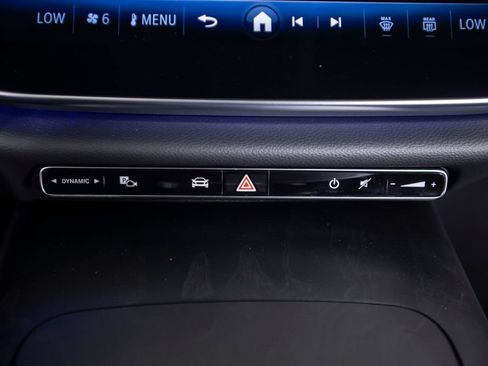 Used 2025 Mercedes-Benz E 450 4MATIC All-Terrain Wagon image 32