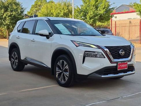 Certified 2023 Nissan Rogue SV FWD image 9