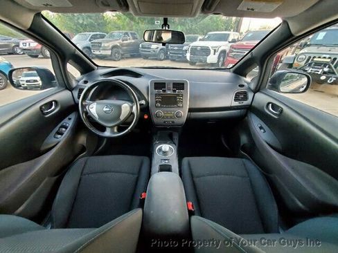 Used 2013 Nissan Leaf S image 23
