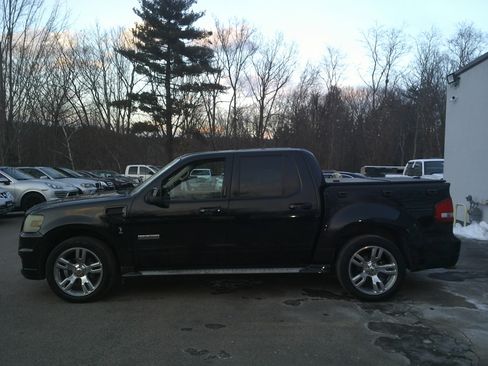 Used 2008 Ford Explorer Sport Trac Adrenalin image 7