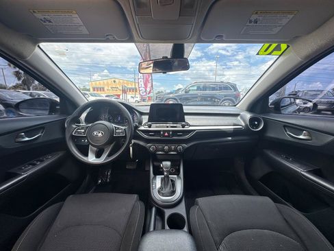 Used 2020 Kia Forte LXS FWD image 13
