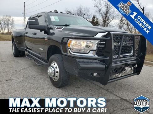 Used 2024 RAM 3500 Big Horn w/ Towing Technology Group image 1