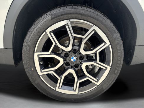 Used 2026 BMW X2 xDrive28i w/ Technology Package AWD/4WD image 7