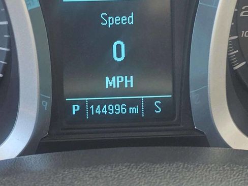 Used 2015 Chevrolet Equinox LS FWD image 9