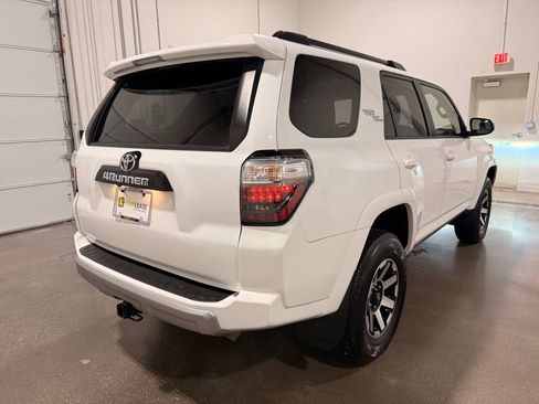 Used 2023 Toyota 4Runner TRD Off-Road AWD/4WD image 5