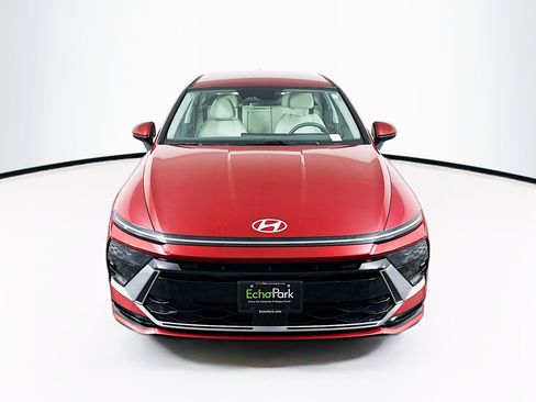 Used 2025 Hyundai Sonata SEL FWD image 2