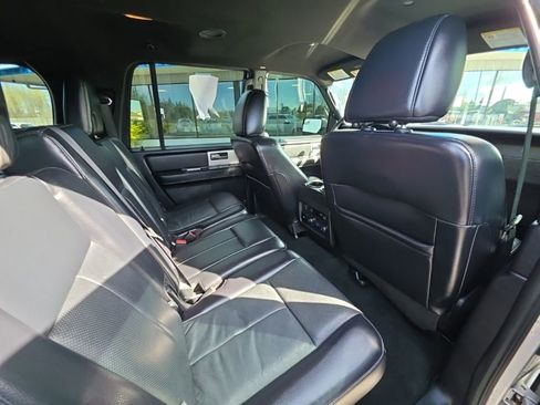 Used 2017 Ford Expedition EL XLT w/ Equipment Group 202A AWD/4WD image 17