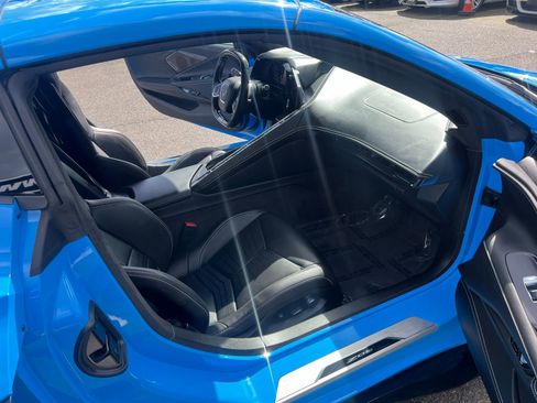 Used 2023 Chevrolet Corvette Z06 w/ Stealth Interior Trim Package RWD image 32