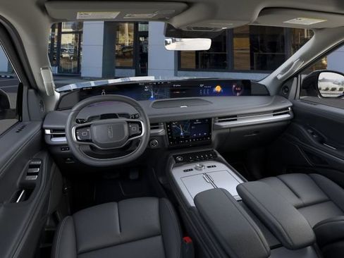 New 2026 Lincoln Navigator Reserve AWD/4WD image 10