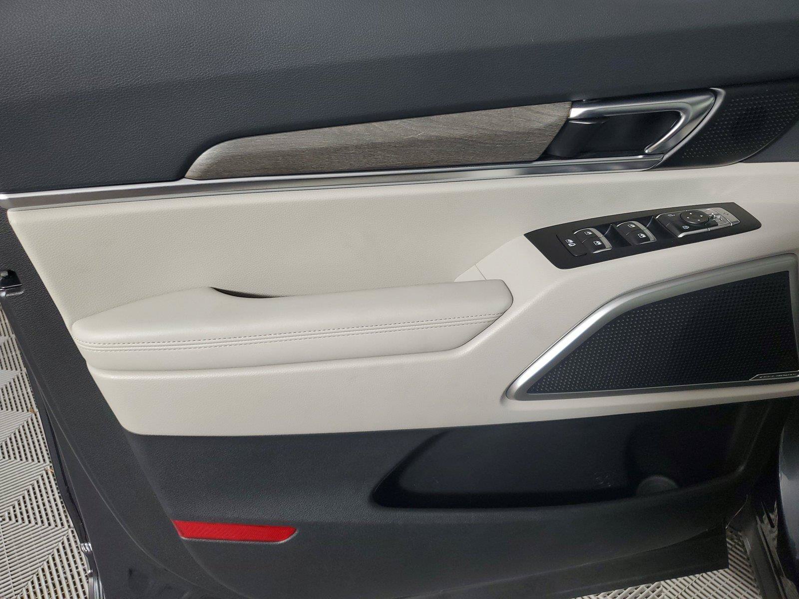 Used 2022 Kia Telluride EX w/ EX Premium Package FWD image 18