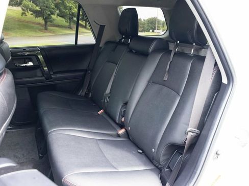 Used 2018 Toyota 4Runner TRD Off-Road Premium image 47