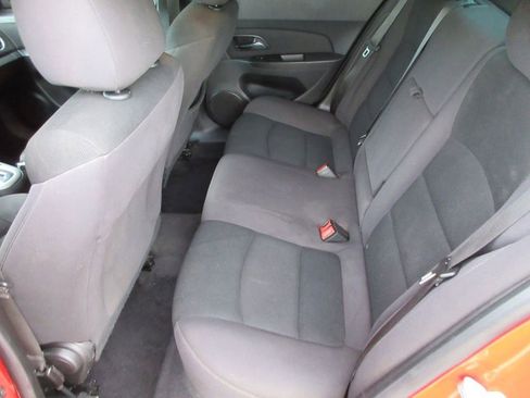 Used 2014 Chevrolet Cruze LT FWD image 13