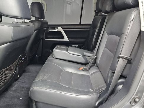 Used 2018 Toyota Land Cruiser w/ Carpet Mat Package AWD/4WD image 10