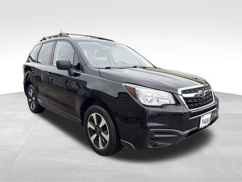 Used 2018 Subaru Forester 2.5i w/ Alloy Wheel Package AWD/4WD image 1