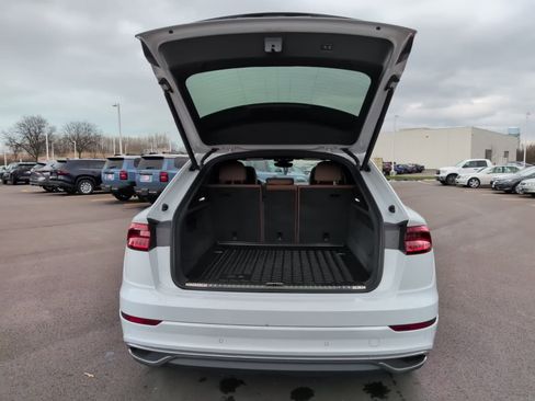 Used 2023 Audi Q8 Premium Plus AWD/4WD image 13