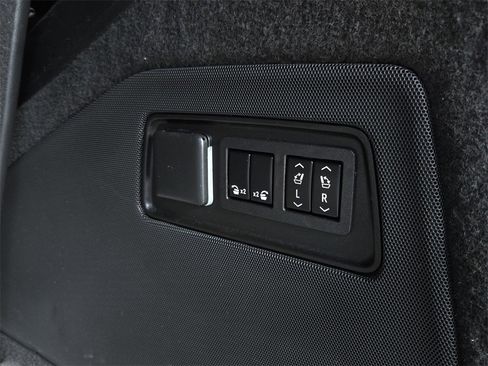 Used 2023 Cadillac Escalade Sport image 44