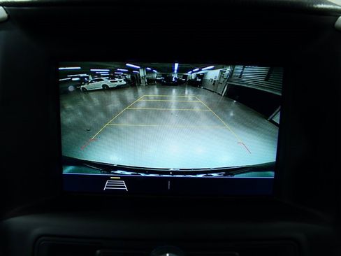 Used 2019 GMC Terrain SLE w/ Driver Convenience Package image 10