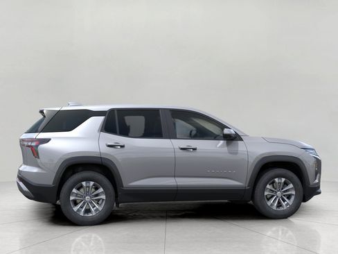 New 2026 Chevrolet Equinox LT w/ Convenience Package II AWD/4WD image 5
