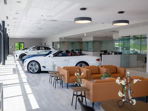 Used 2020 Jaguar F-PACE Premium image 13