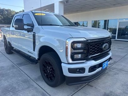Used 2025 Ford F250 Lariat w/ Black Appearance Package