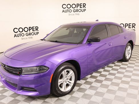 Used 2023 Dodge Charger SXT w/ Cold Weather Package RWD image 10