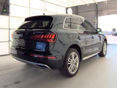 Used 2020 Audi Q5 2.0T Premium Plus w/ Premium Plus Package AWD/4WD image 4