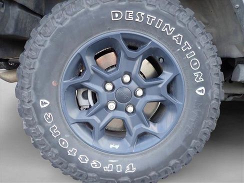 Used 2023 Jeep Wrangler Unlimited w/ Cold Weather Group AWD/4WD image 6